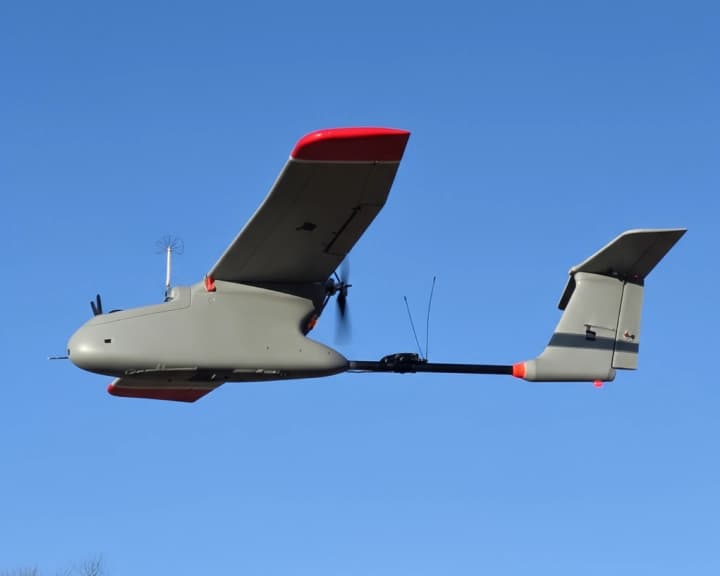 skyhawk-kamik-gallery-1